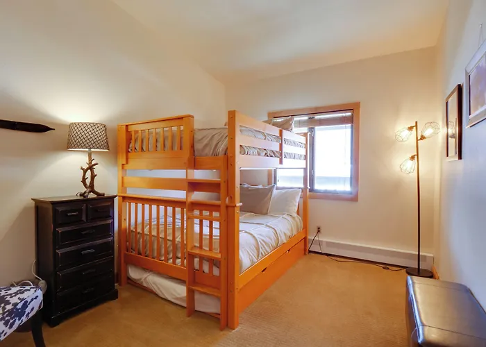 Walk To Lifts: Mtn-view Holiday home Copper Mountain